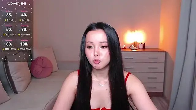 lia_hetty on StripChat
