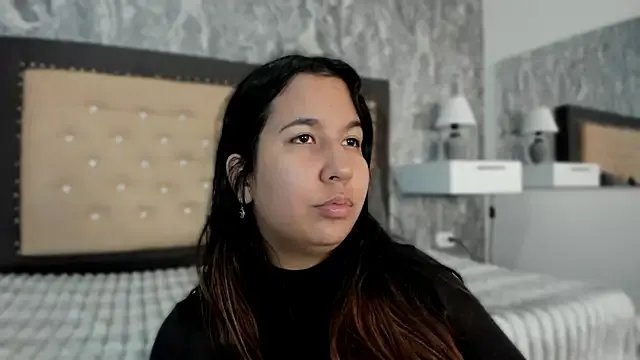 Lia_sarahi on StripChat