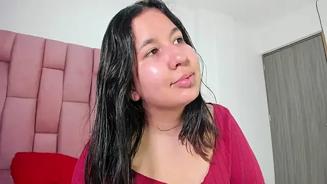 Lia_sarahi on StripChat