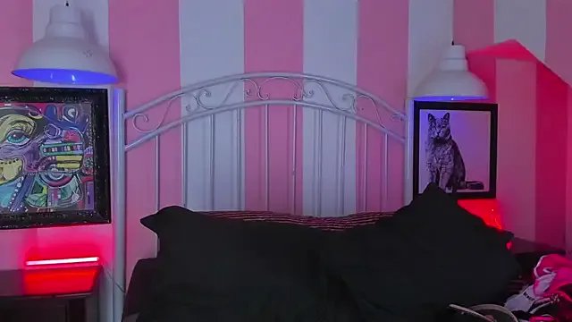 Liah_Grey8 on StripChat