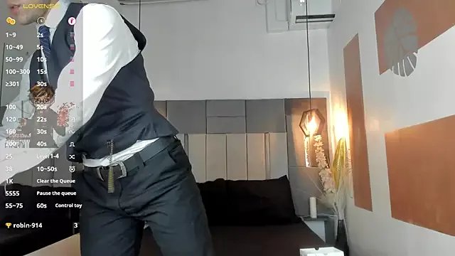 LiamNovak on StripChat