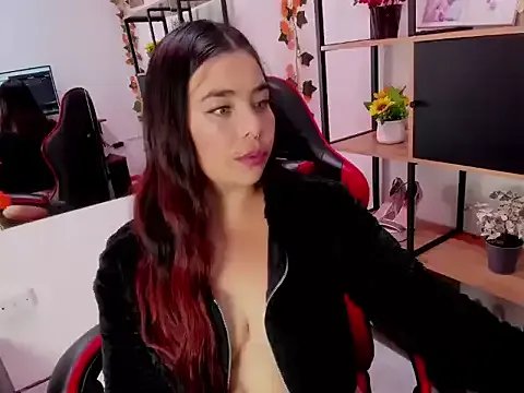 liany_taylor — suck dildo 