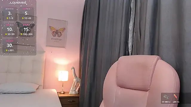 LiaVillalobos on StripChat