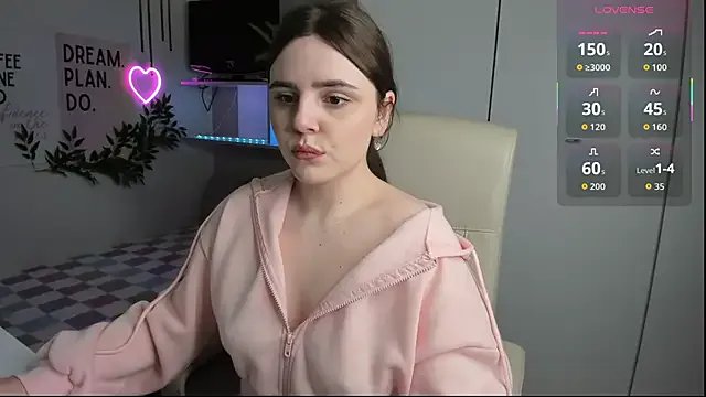 LiaWoow on StripChat