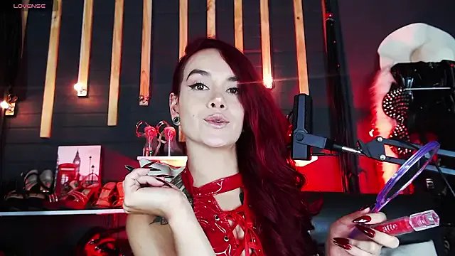 Liilith_goddess_ on StripChat