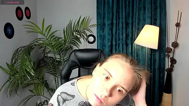 Freechat Lika_0ne on StripChat