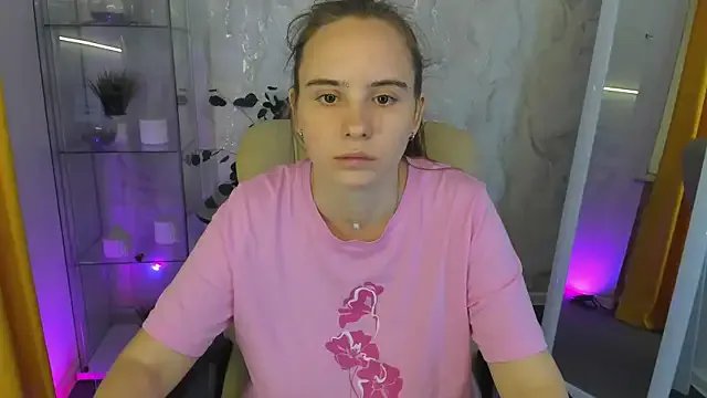 Freechat Lika_0ne on StripChat