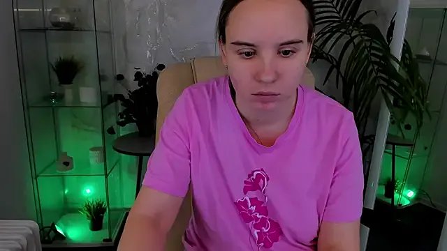 Freechat Lika_0ne on StripChat