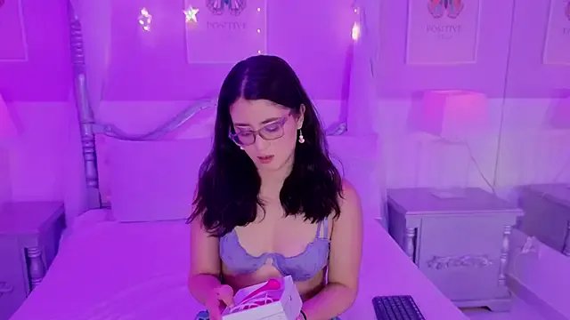 LiLLiAnderson on StripChat