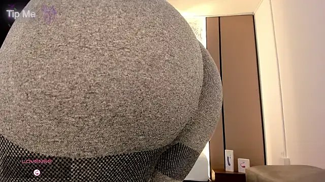 Freechat lilly_ass_ on StripChat