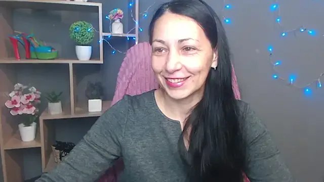 LiluGrants on StripChat