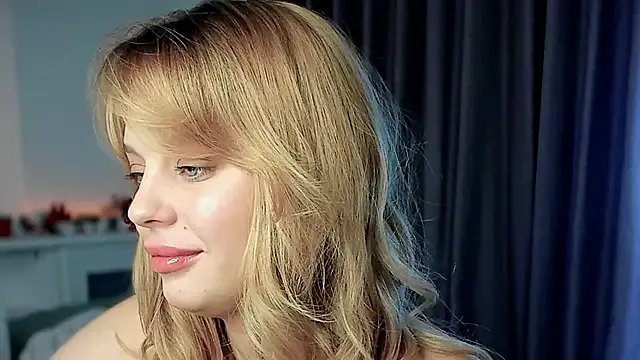 LilyFlamee on StripChat