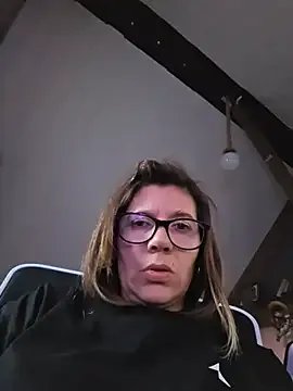 Lina_lou4 on StripChat