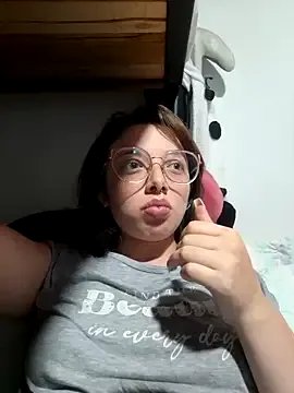 Freechat linda-schmidt on StripChat