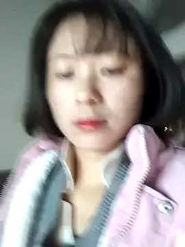 linda_bae00 on StripChat