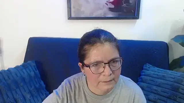 Linda_banks_ — striptease