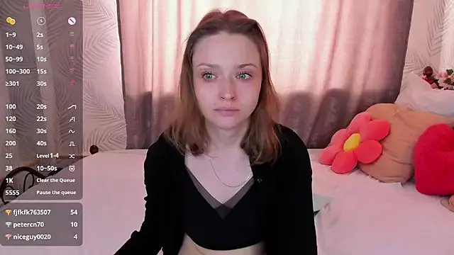 Linda_Bryant on StripChat