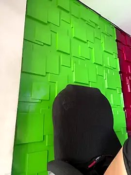 Linda_LS on StripChat