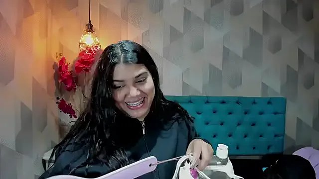 LindaBreeS on StripChat