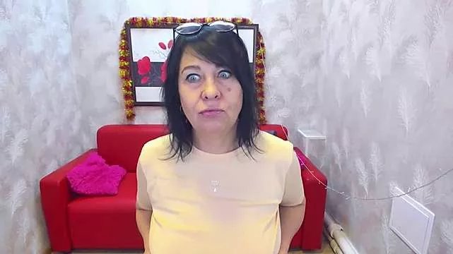 LindaPassionate on StripChat