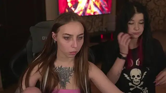 lis_silver on StripChat