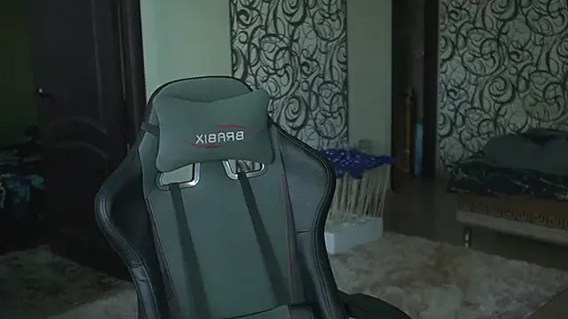 lis_silver on StripChat