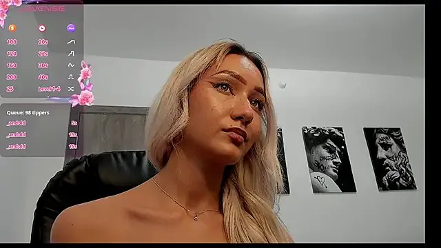 Lisa_Shultz on StripChat