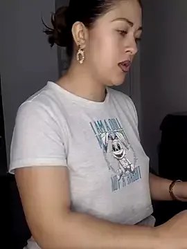 Freechat LisbethMoore_ on StripChat