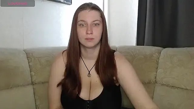 LiyaSilve on StripChat
