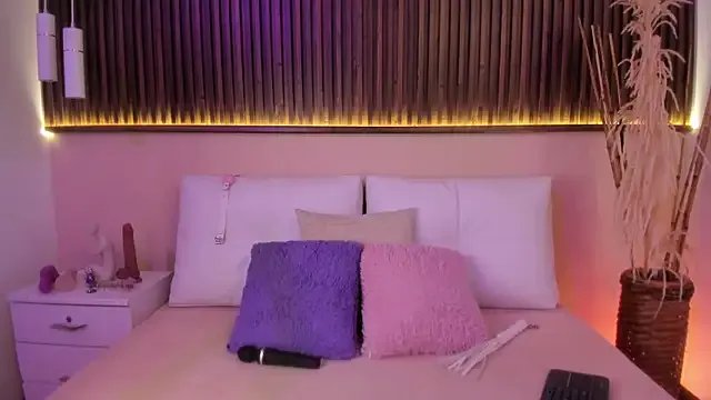 Liz_grey_ on StripChat