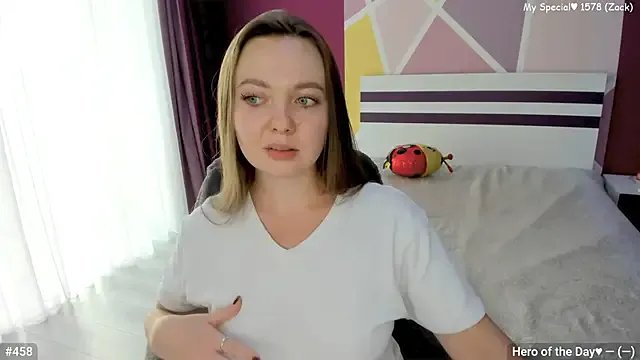 LizaGost on StripChat
