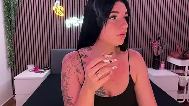 LizaRoxx on StripChat