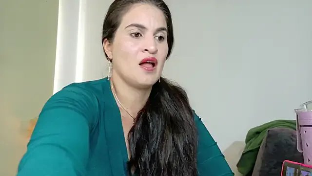 lizdevine on StripChat