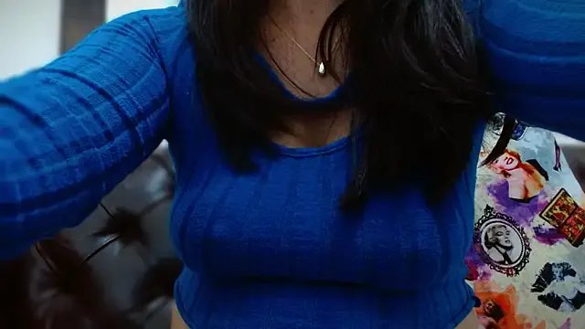 Lizeth_Bels on StripChat