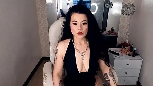 lizha_milf on StripChat