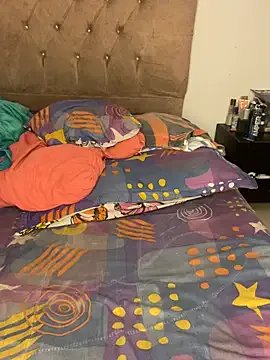 Lizzi_049 on StripChat