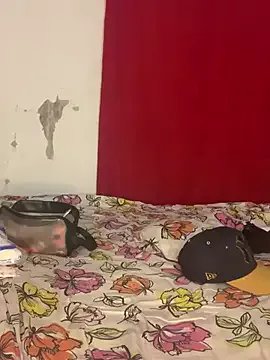 Lizzi_049 on StripChat