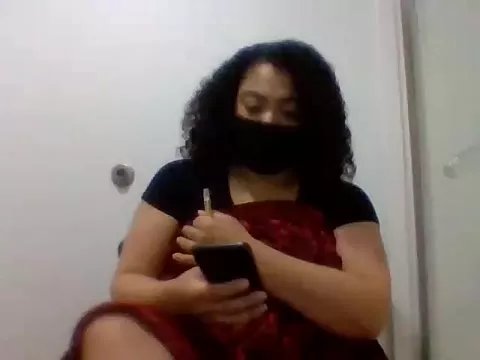 Freechat lofibunni on StripChat