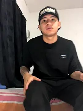 logannth on StripChat