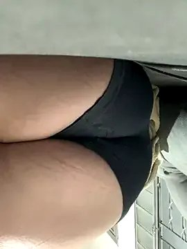 Freechat Loirinhaseexy01 on StripChat