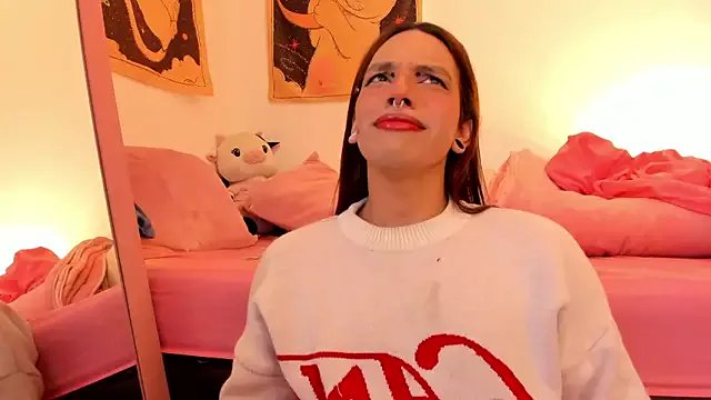 Loona_s on StripChat