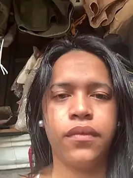 Freechat Lorainnelustts on StripChat