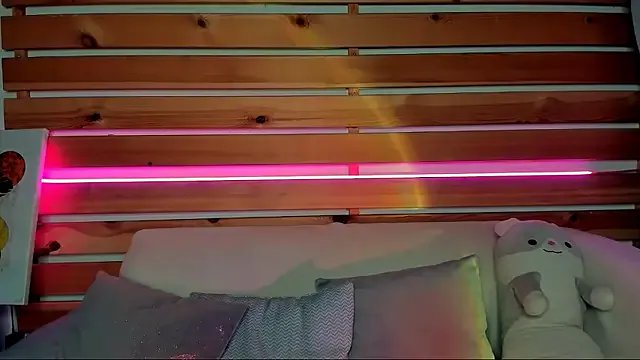 Lori_Williams on StripChat