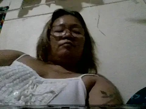 loriepinay46 on StripChat