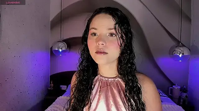 Freechat LottiCarter on StripChat