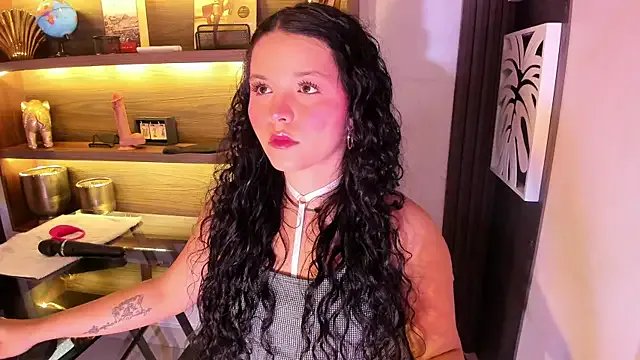 Freechat LottiCarter on StripChat