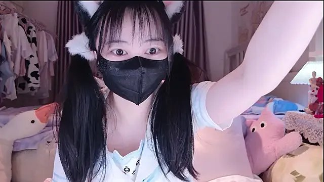 love-uiui on StripChat