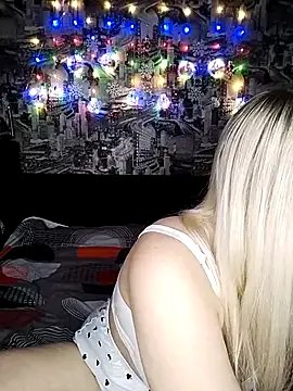 Freechat Love_Fever on StripChat