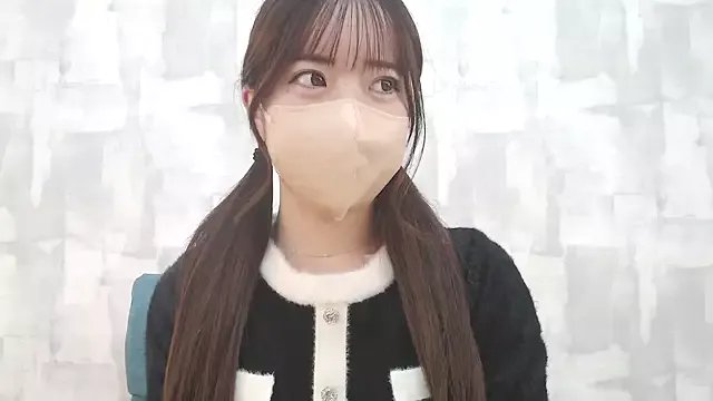 LOVE_MOMO_LOVE on StripChat