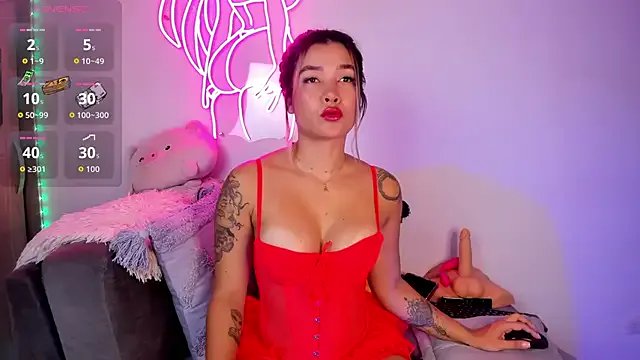 Lovejuana_ on StripChat